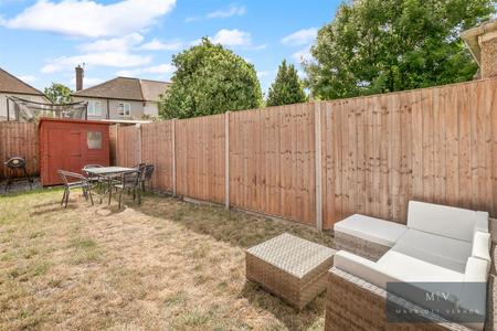 2 bedroom Terraced House for sale in Fawcett Road, Croydon