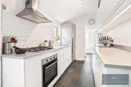 2 bedroom Terraced House for sale in Fawcett Road, Croydon