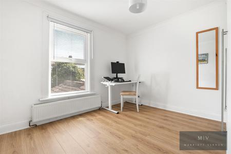 2 bedroom Terraced House for sale in Fawcett Road, Croydon