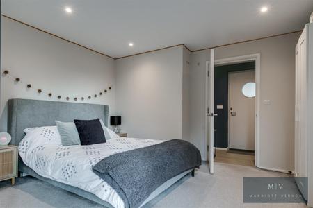 1 bedroom Flat for sale in Lismore Road, South Croydon