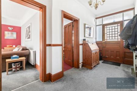 3 bedroom Flat for sale in Alton Road, Croydon