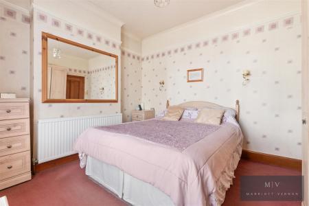3 bedroom Flat for sale in Alton Road, Croydon