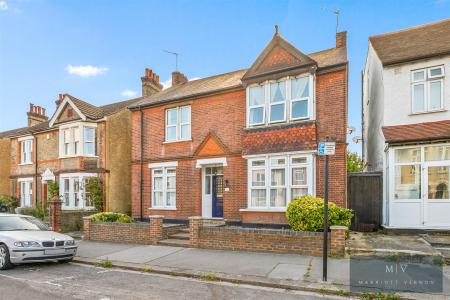 3 bedroom Flat for sale in Alton Road, Croydon