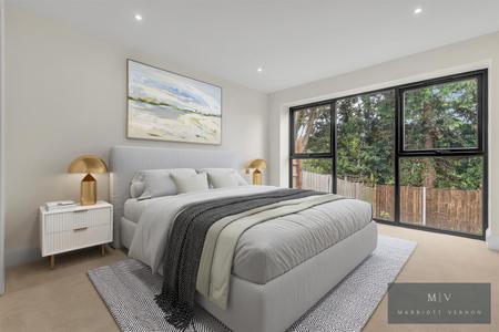 3 bedroom Semi-detached bungalow for sale in Croham Mount, South Croydon