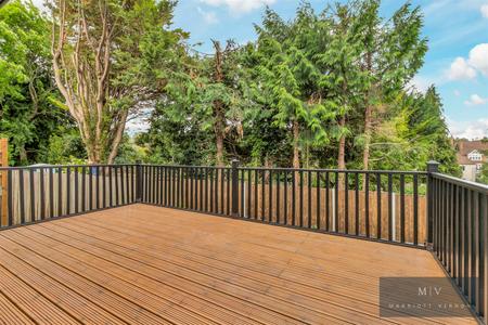 3 bedroom Semi-detached bungalow for sale in Croham Mount, South Croydon