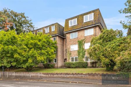 1 bedroom Flat for sale in South Park Hill Road, South Croydon