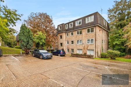 1 bedroom Flat for sale in South Park Hill Road, South Croydon