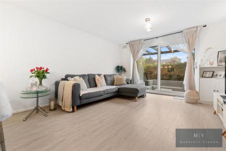 2 bedroom Flat for sale in Park Hill Rise, Croydon