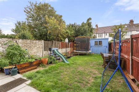 3 bedroom Terraced House for sale in Tunstall Road, Croydon