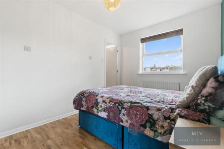 4 bedroom Terraced House for sale in Whitstable Place, Croydon