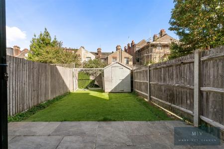 4 bedroom Terraced House for sale in Whitstable Place, Croydon