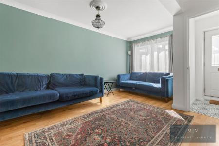 4 bedroom Terraced House for sale in Whitstable Place, Croydon