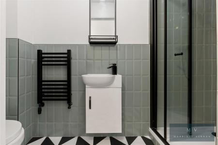 4 bedroom Terraced House for sale in Whitstable Place, Croydon