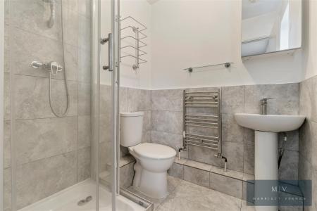 4 bedroom Terraced House for sale in Whitstable Place, Croydon