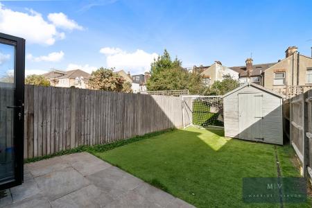 4 bedroom Terraced House for sale in Whitstable Place, Croydon
