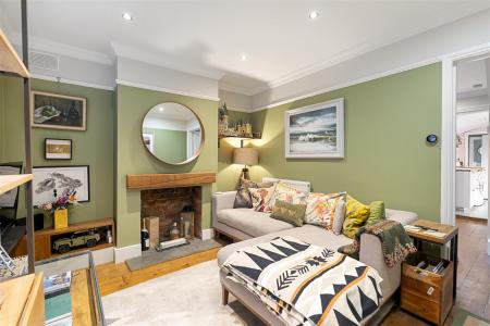 2 bedroom End of terrace house for sale in St. Peters Street, South Croydon
