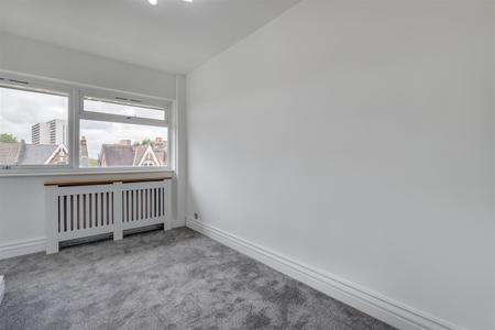 2 bedroom Flat for sale in 18 Chatsworth Road, Croydon