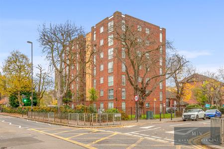 1 bedroom Flat to let in Tavistock Road, Croydon