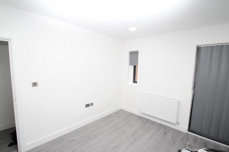1 bedroom Flat to let in Leslie Park Road, Croydon