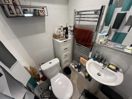 1 bedroom Flat to let in London Road, West Croydon