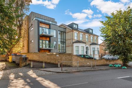 1 bedroom Apartment to let in South End, Croydon