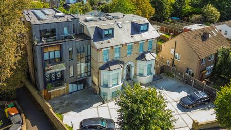 1 bedroom Apartment to let in South End, Croydon
