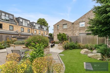 1 bedroom Apartment to let in South End, Croydon