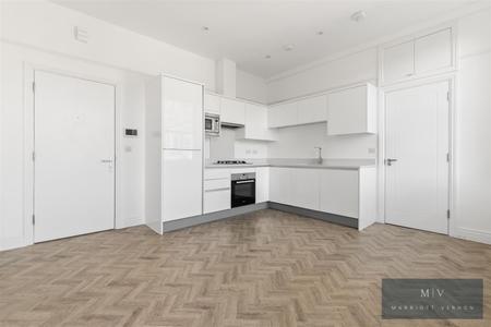 1 bedroom Apartment to let in South End, Croydon