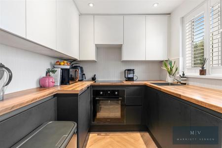 1 bedroom Flat for sale in Crunden Road, South Croydon