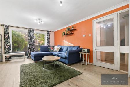 2 bedroom Flat for sale in Park Hill Road, Croydon