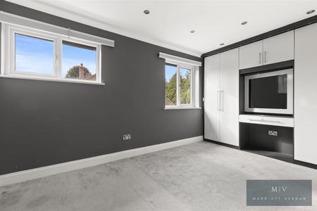 4 bedroom Detached house to let in Blossom Close, South Croydon