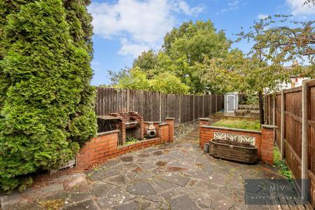 2 bedroom Terraced House for sale in Jarvis Road, South Croydon