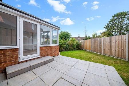 3 bedroom Semi-detached house for sale in Chelsham Road, Warlingham