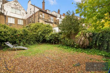 1 bedroom Flat for sale in Temple Road, Croydon
