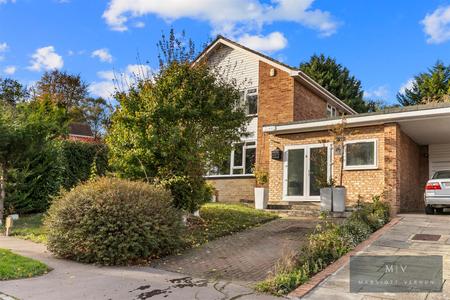 Roxton Gardens, Croydon