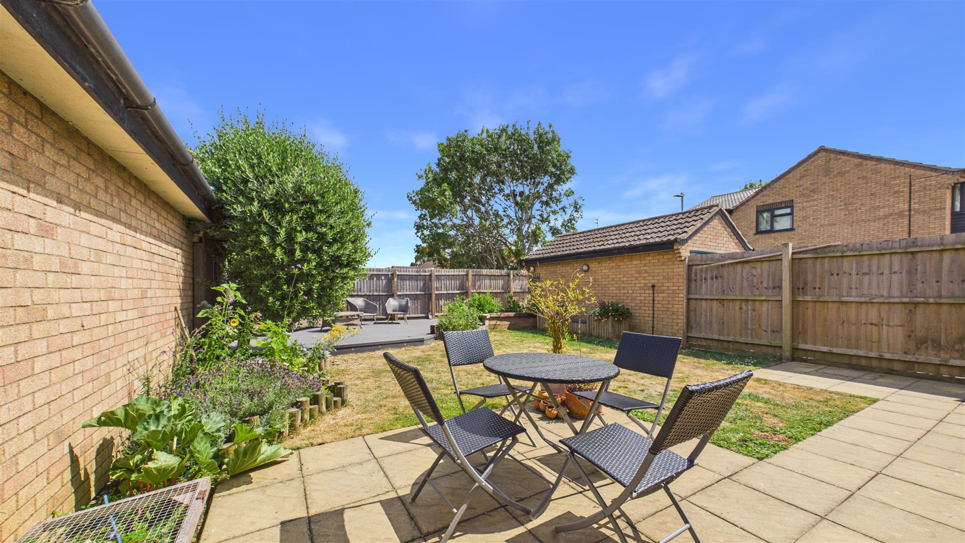 Swift Close, DEEPING ST JAMES