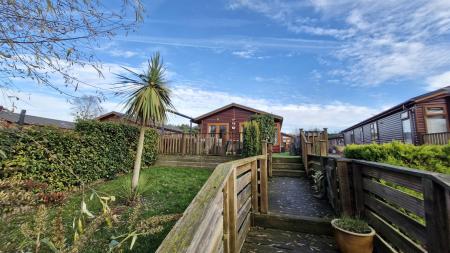 Lagoon Lodges, TALLINGTON, MARKET DEEPING