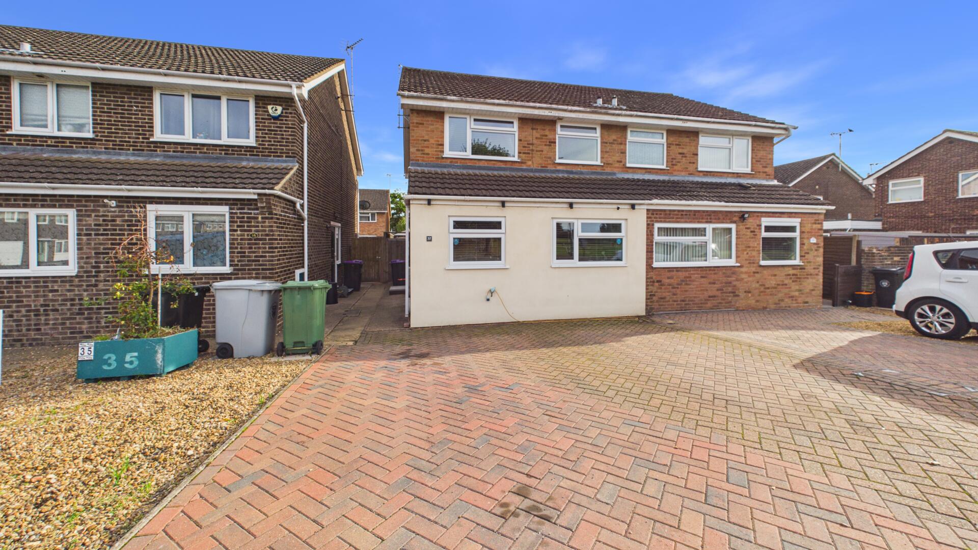 Crowson Way, Deeping St. James, Peterborough