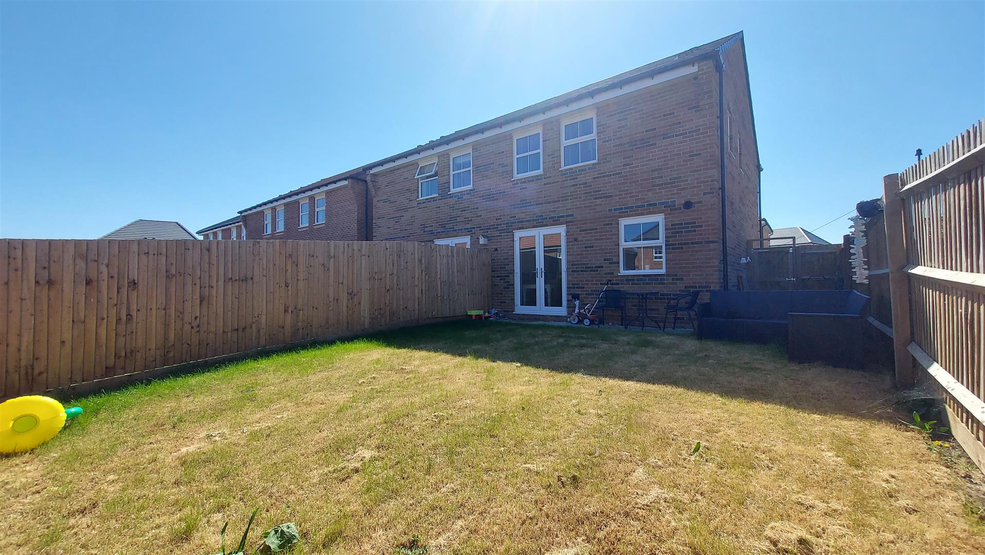 Bellamy Way, Bourne