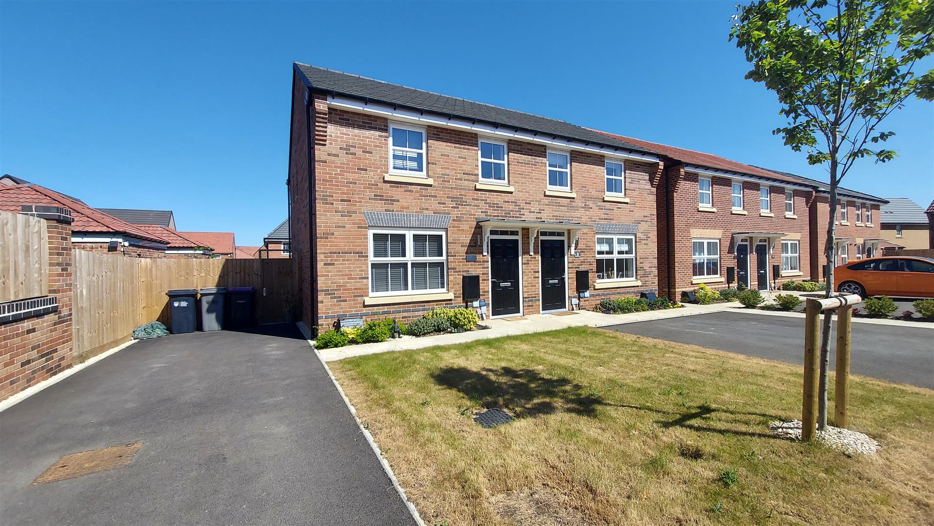 Bellamy Way, Bourne
