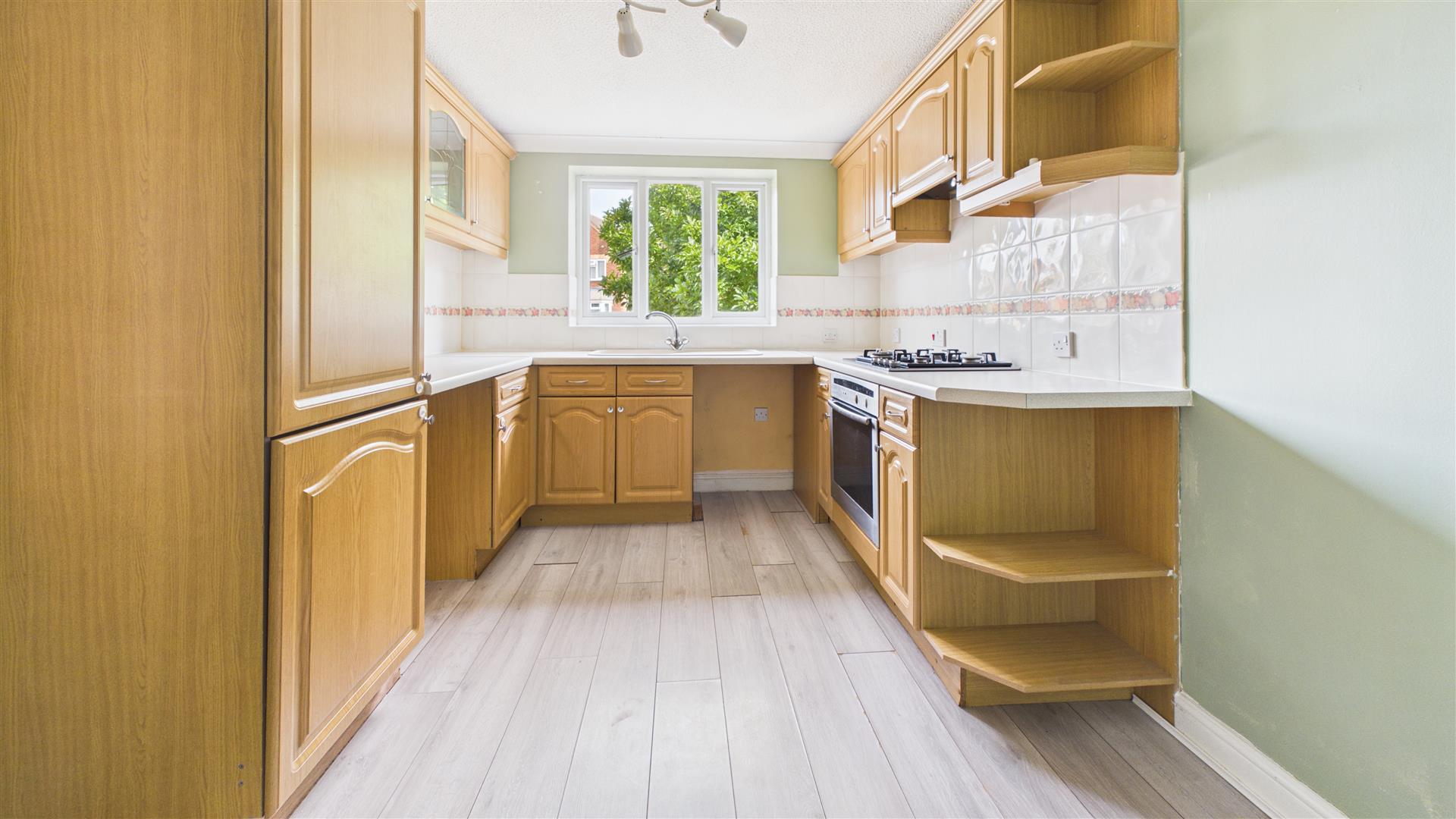 Paddington Way, Morton, Bourne
