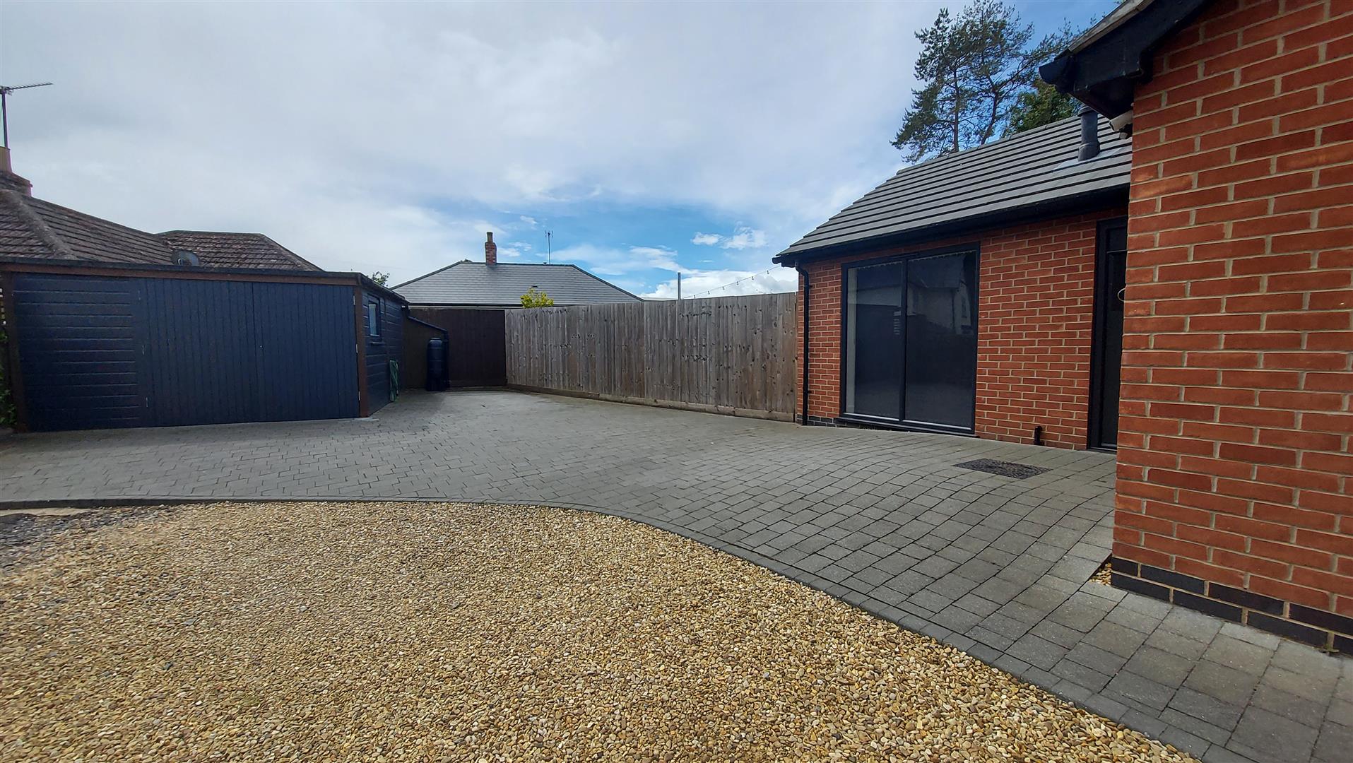 St Peters Road, Bourne