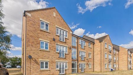 Falcon Way, Bourne