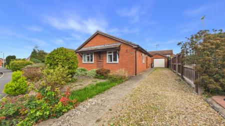Viking Close, Bourne