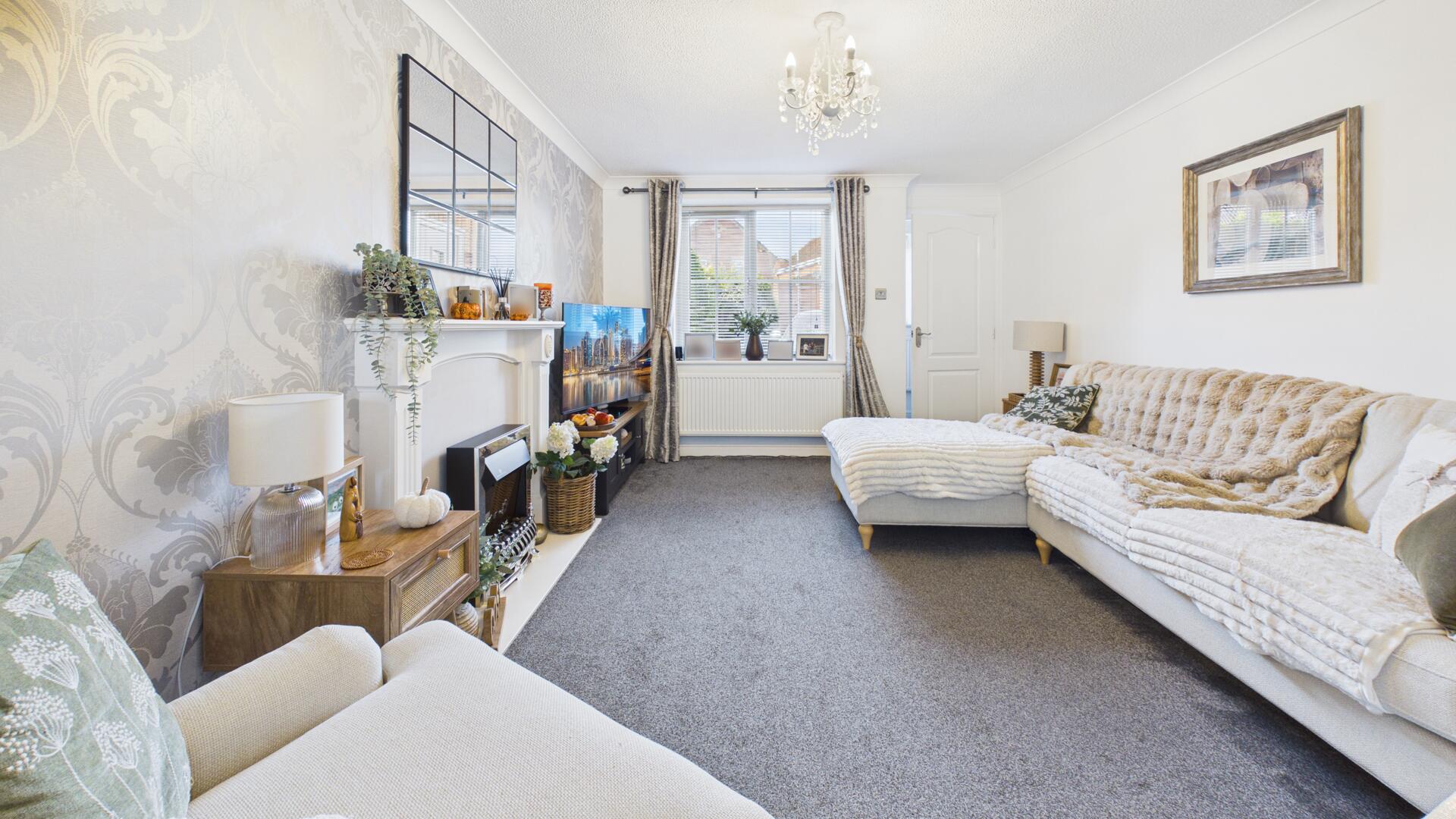 Paddington Way, Morton, Bourne