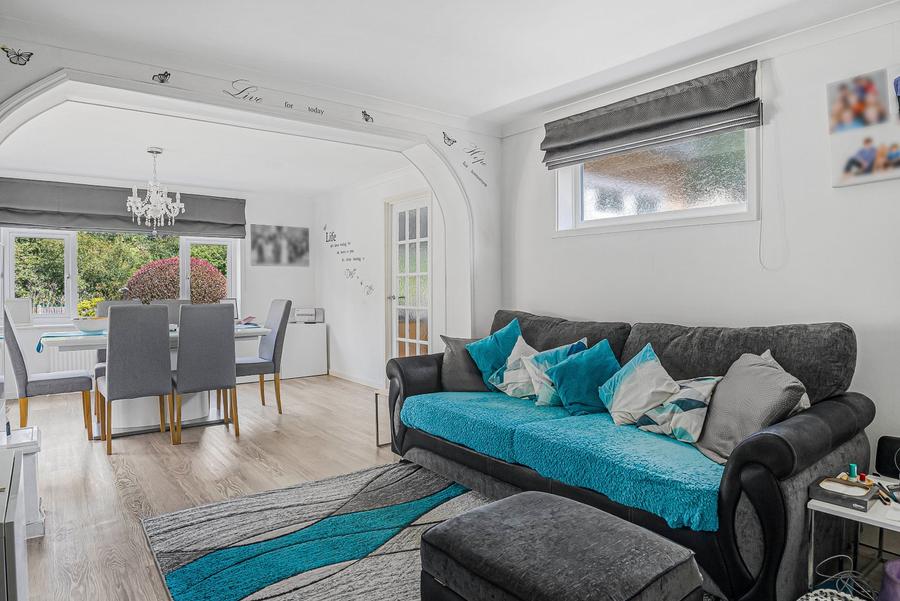 Brookside Crescent, Cuffley