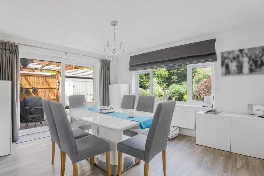 Brookside Crescent, Cuffley