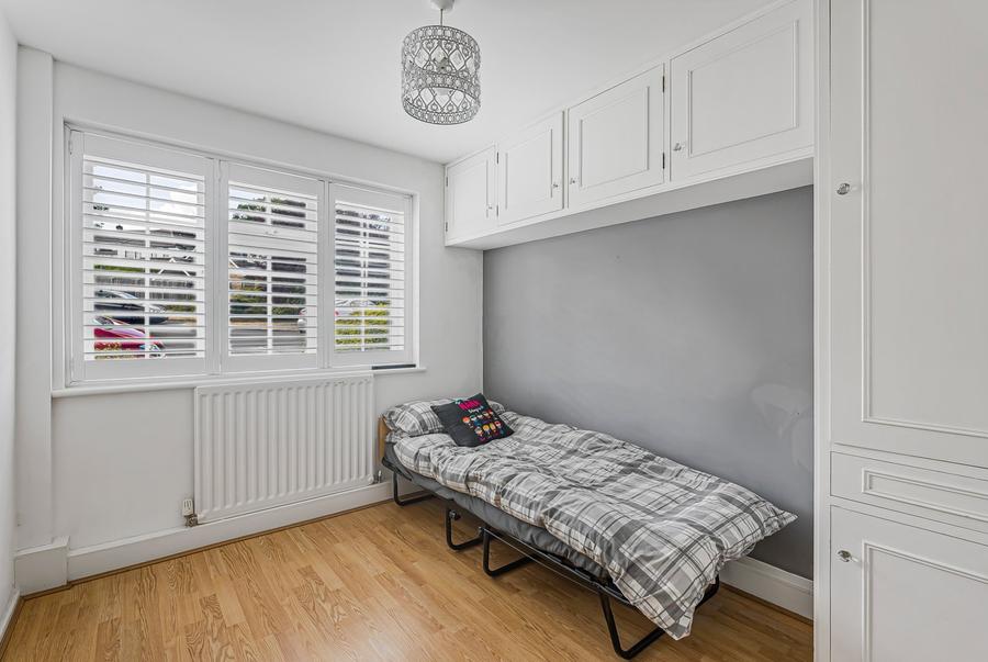 Brookside Crescent, Cuffley