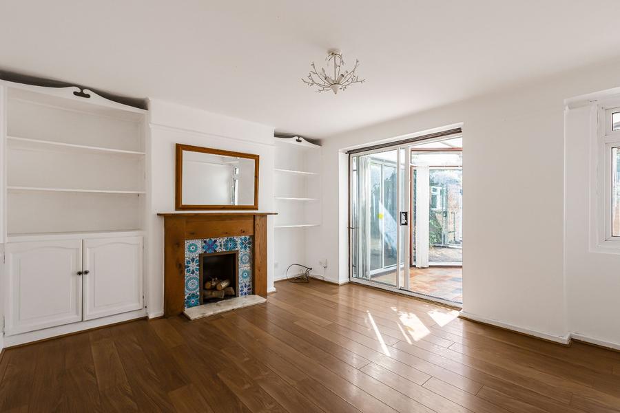 Lakeside Road, Cheshunt