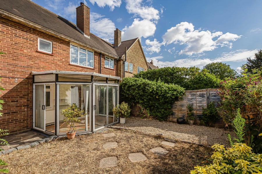 Lakeside Road, Cheshunt